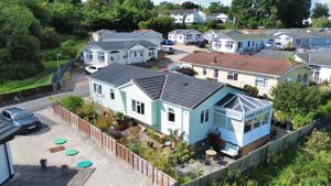 Photo 1- click for photo gallery